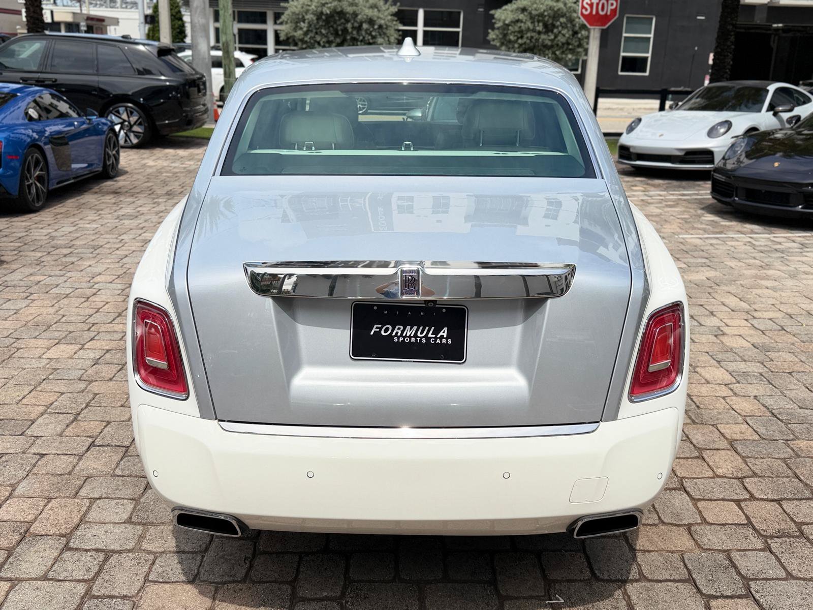 Used 2019 Rolls-Royce Phantom Sedan RWD image 13