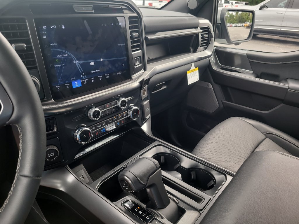 Used 2026 Ford F150 Lariat RWD image 18