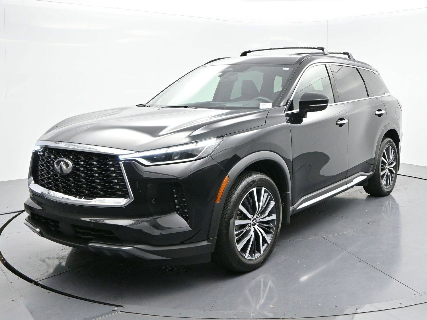 Used 2024 INFINITI QX60 Autograph w/ Cargo Package image 3