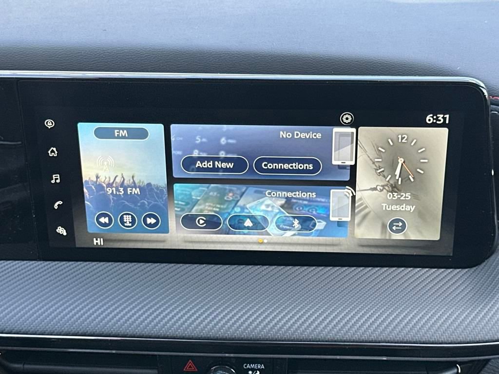 New 2025 Nissan Kicks SR image 21