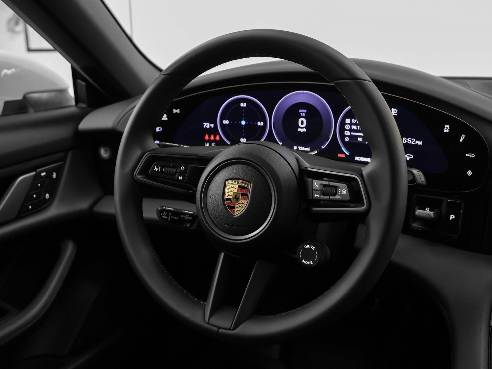 New 2025 Porsche Taycan image 29