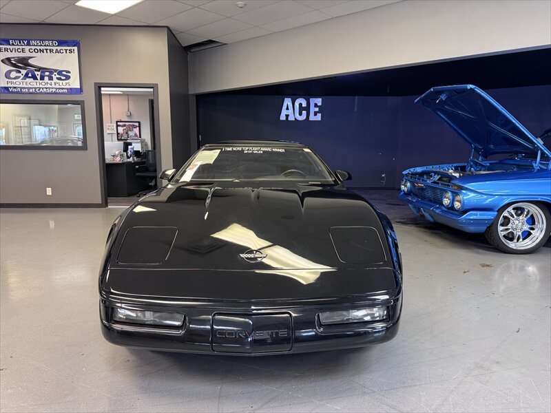 Used 1991 Chevrolet Corvette ZR-1 RWD image 5