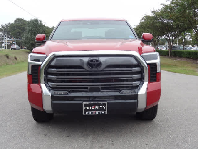 Used 2025 Toyota Tundra Limited AWD/4WD image 5
