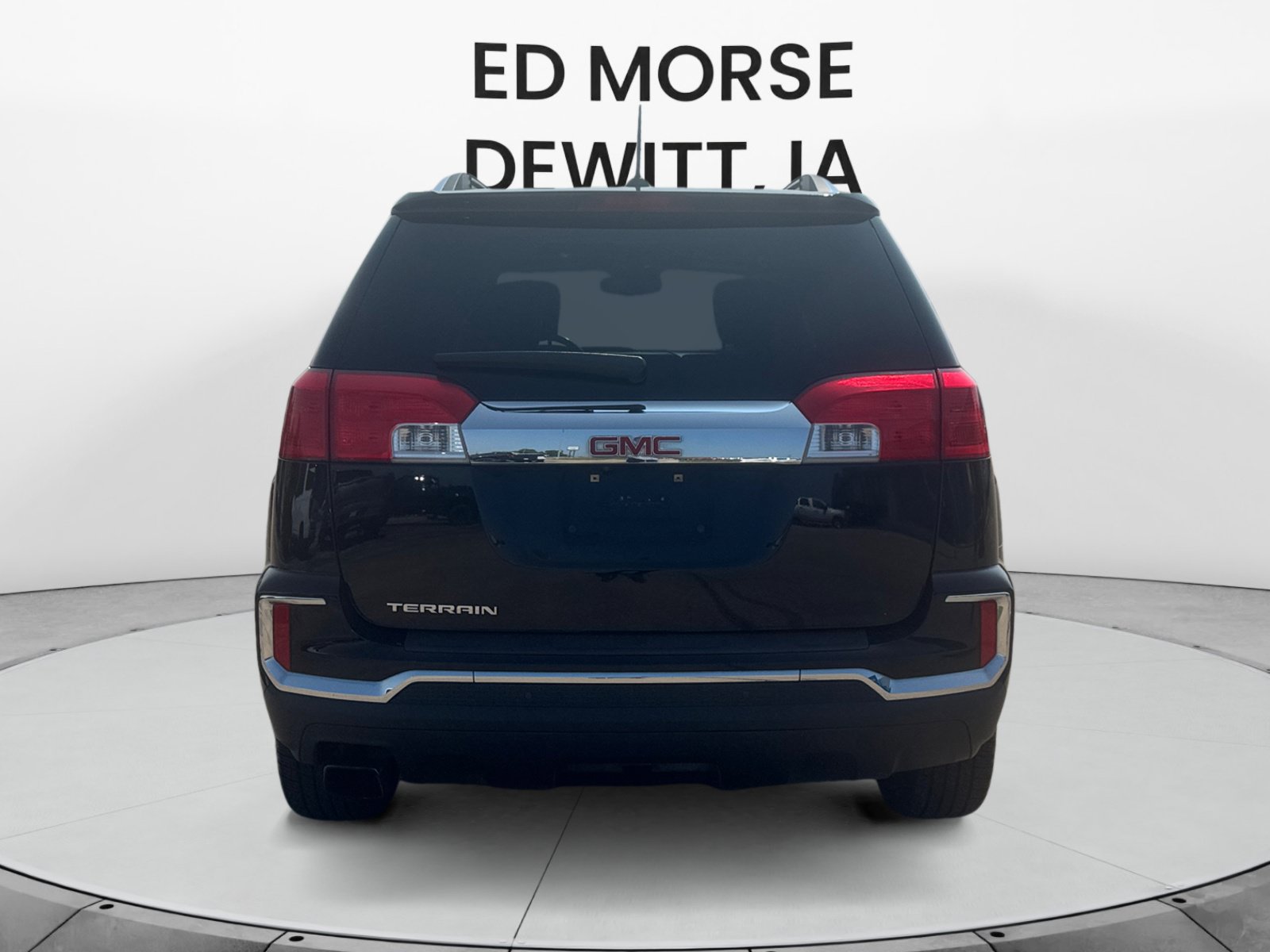 Used 2017 GMC Terrain SLT w/ Open Road Package FWD image 4