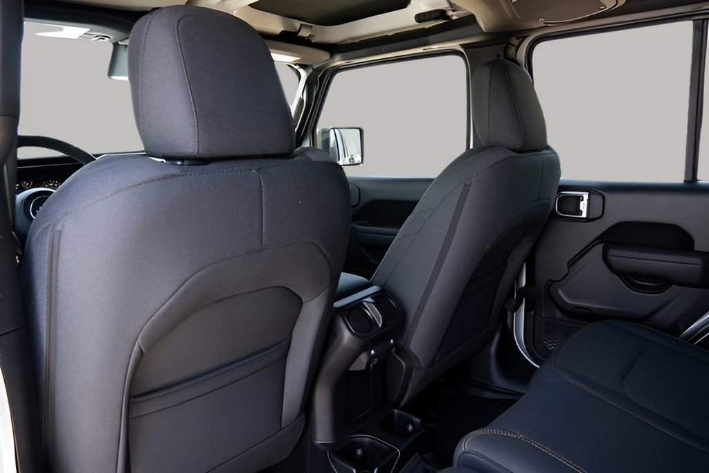 Used 2024 Jeep Wrangler Sport S image 13