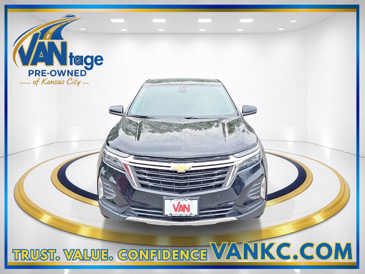 Used 2023 Chevrolet Equinox LT FWD image 2