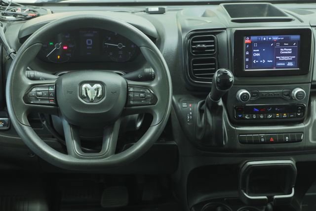 Used 2024 RAM ProMaster 2500 w/ Convenience Group image 12