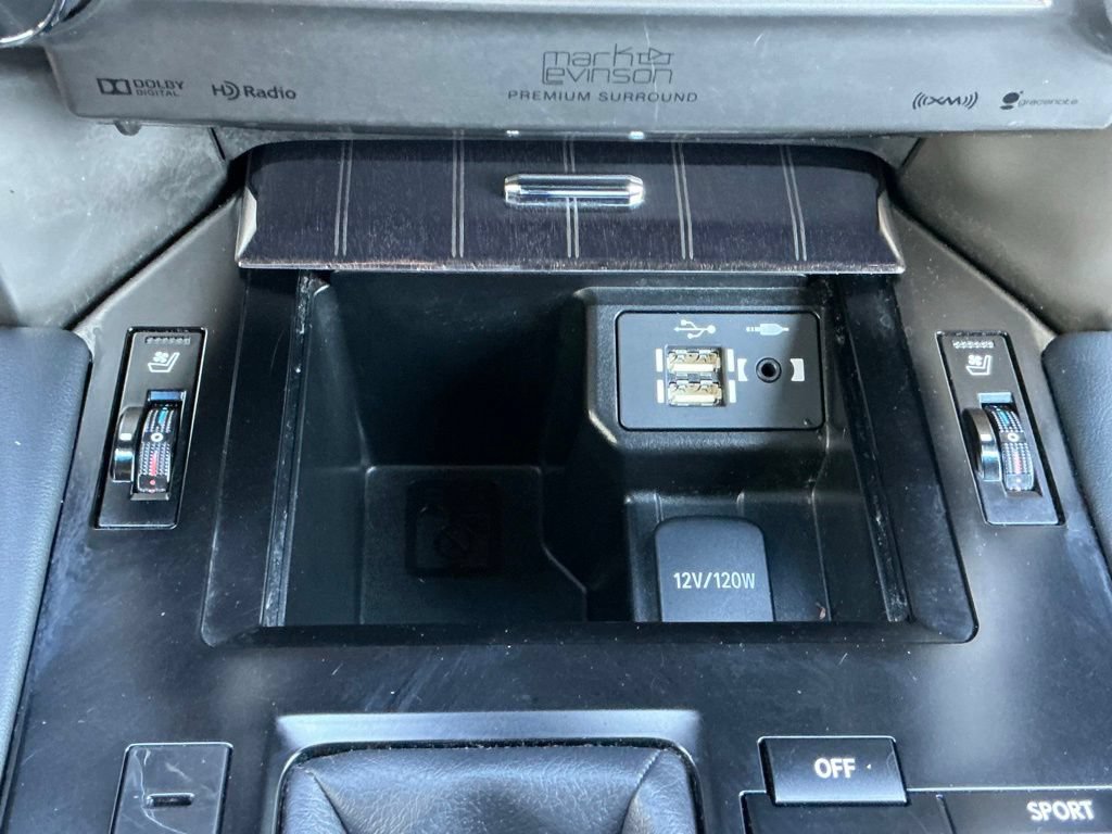 Used 2020 Lexus GX 460 Luxury w/ Accessory Package AWD/4WD image 29