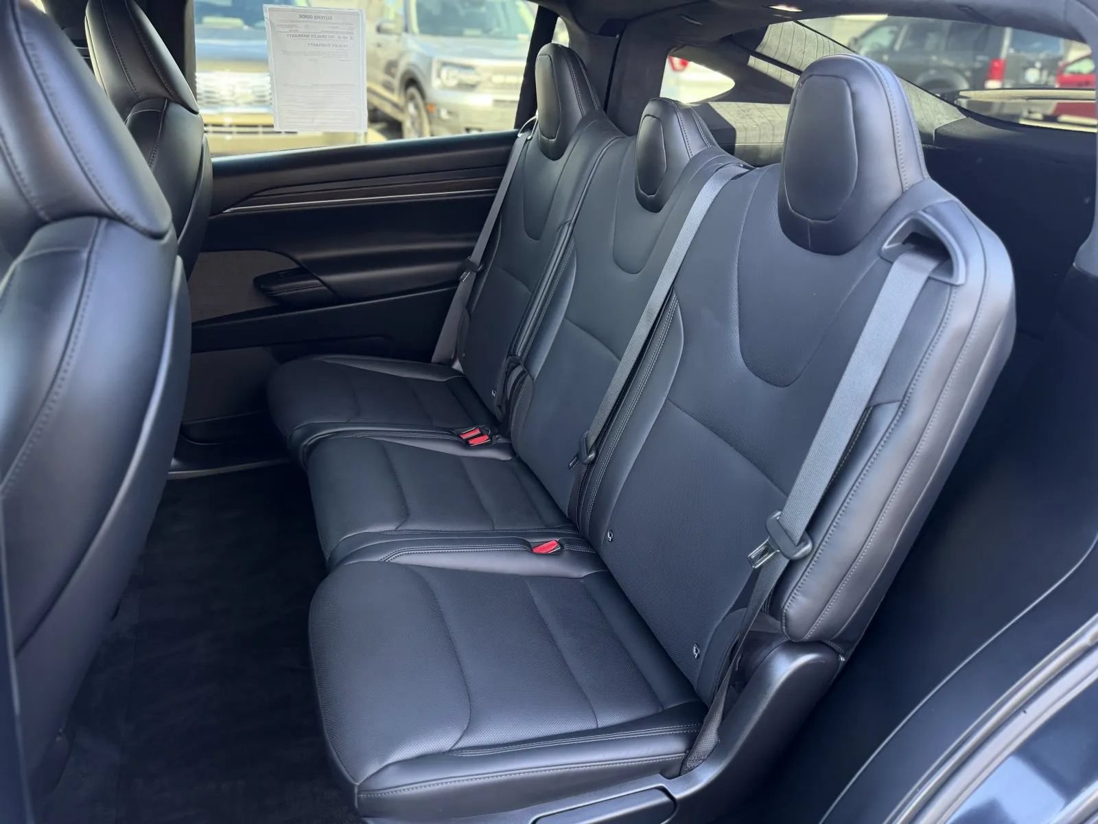 Used 2024 Tesla Model X AWD/4WD image 36