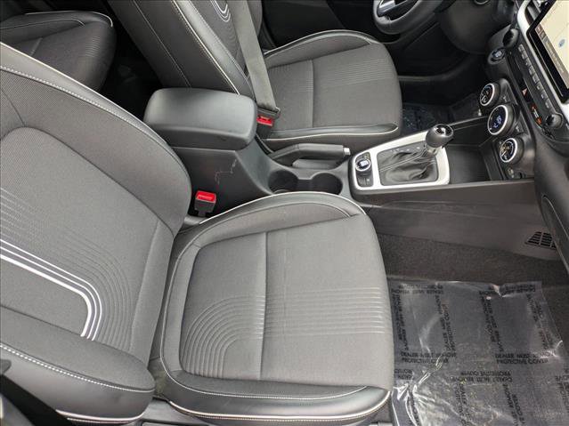 Used 2022 Hyundai Venue Limited image 20