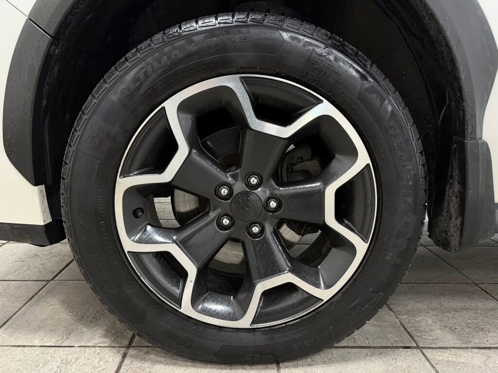 Used 2014 Subaru Crosstrek 2.0i Limited w/ Popular Package #2 image 31