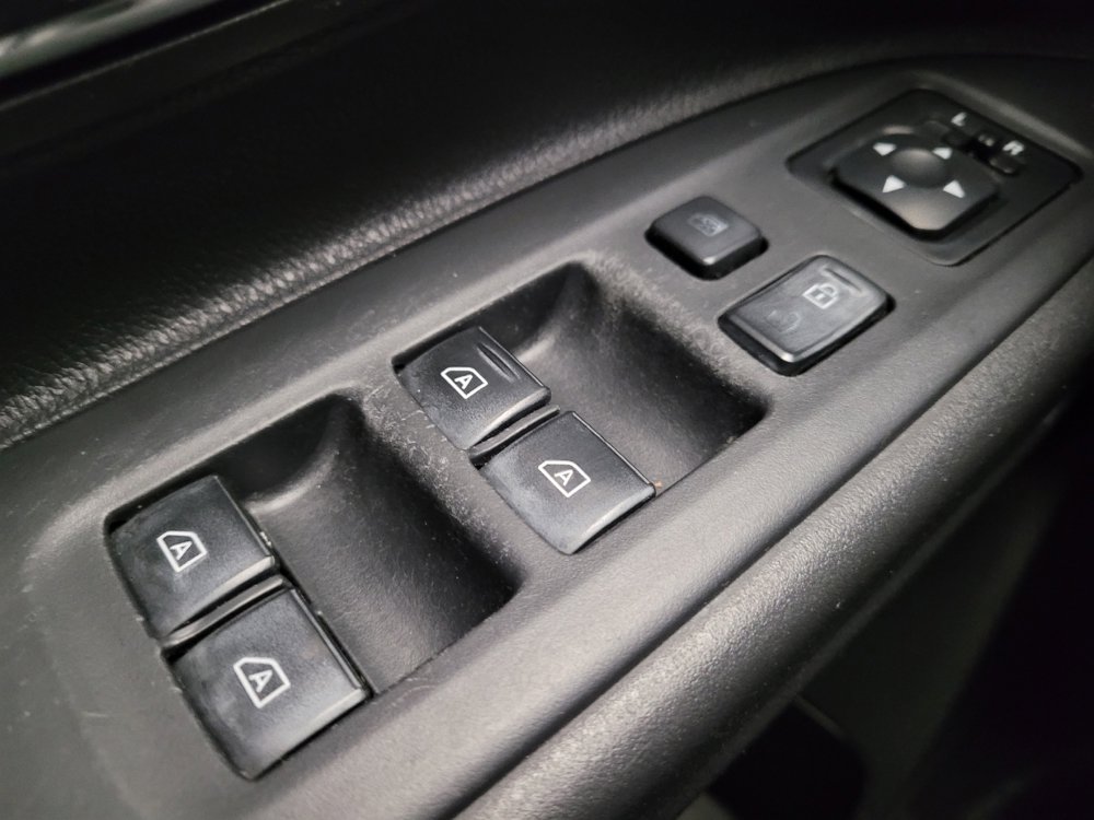 Used 2019 Mitsubishi Outlander ES image 27