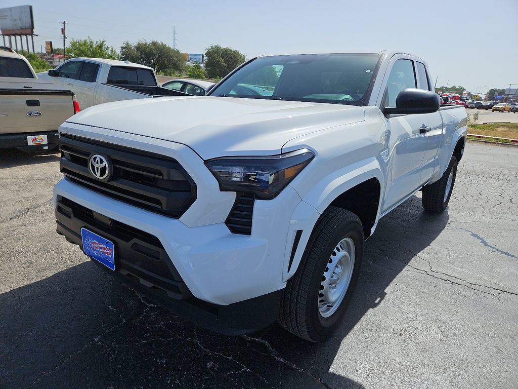 Used 2025 Toyota Tacoma SR RWD image 4