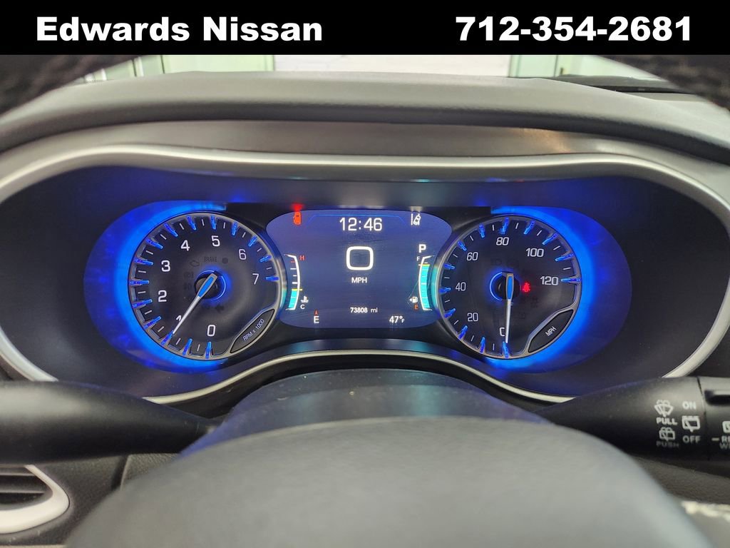 Used 2024 Chrysler Pacifica Touring-L image 27