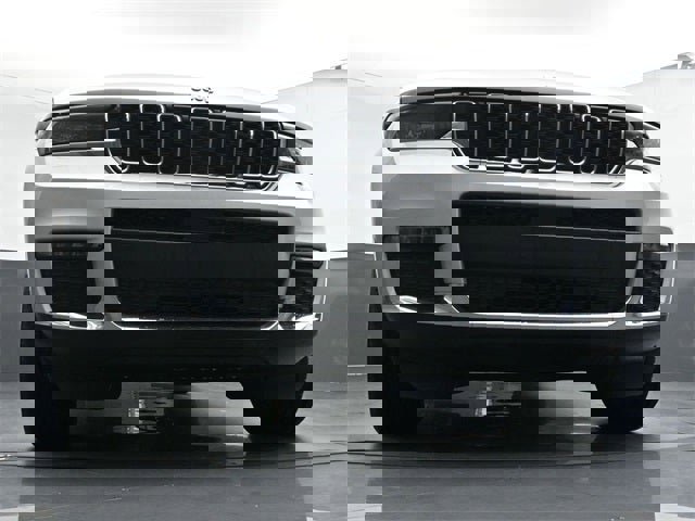 Used 2023 Jeep Grand Cherokee L Limited image 34