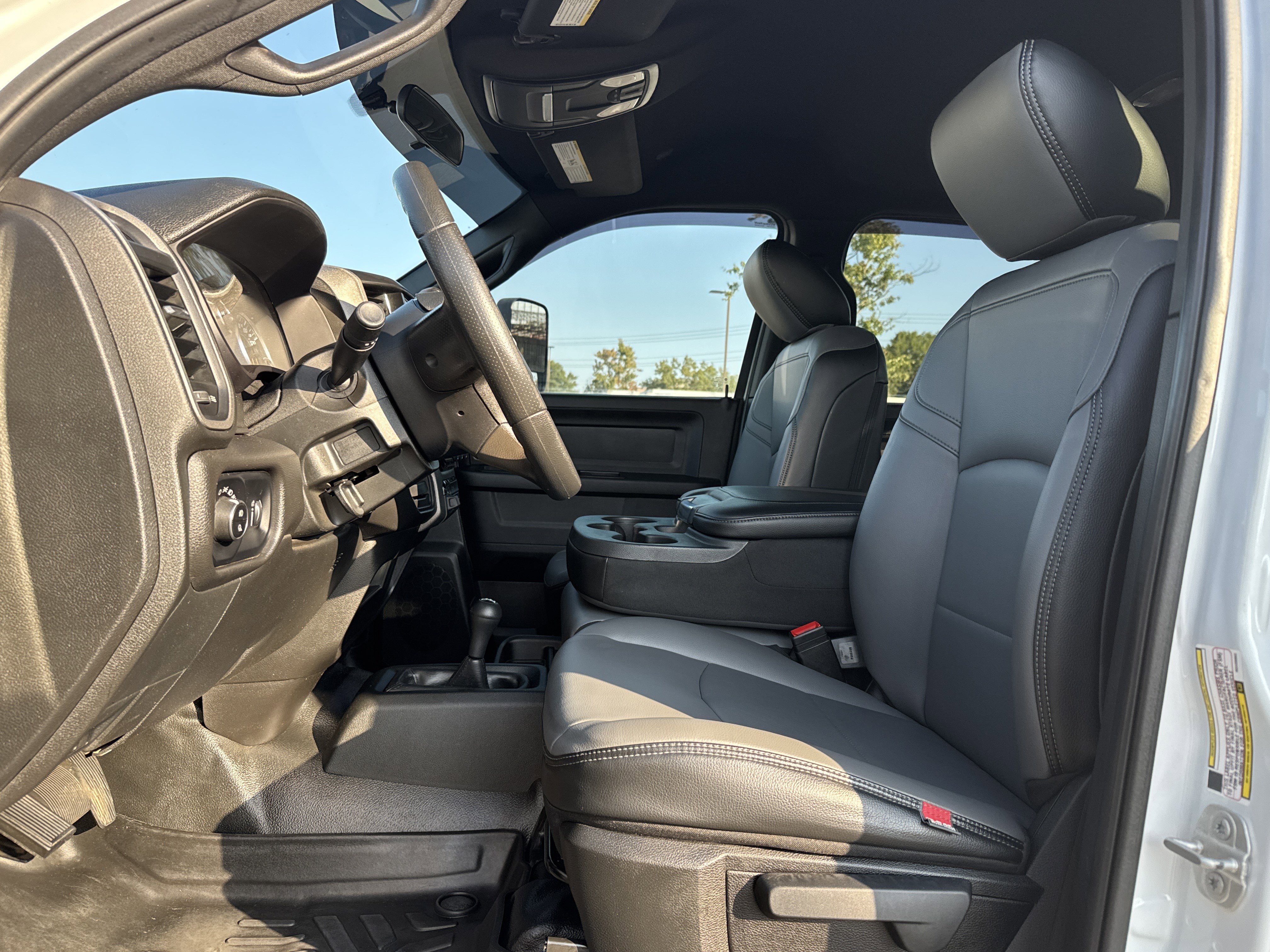 Used 2022 RAM 3500 Tradesman w/ Electrical Accessory Group image 16