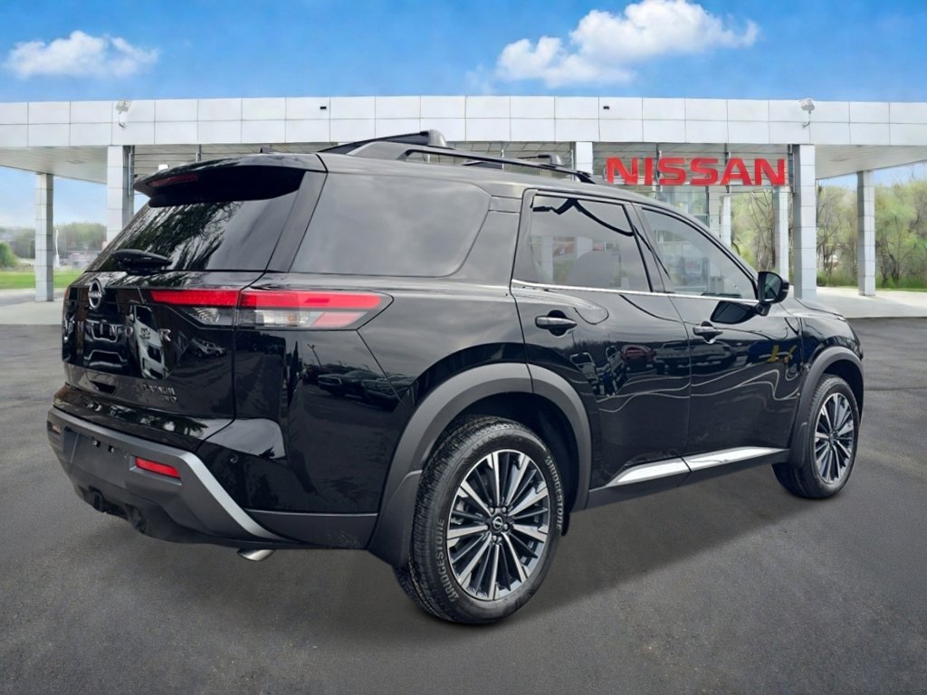 New 2026 Nissan Pathfinder Platinum w/ Cargo Package AWD/4WD image 5