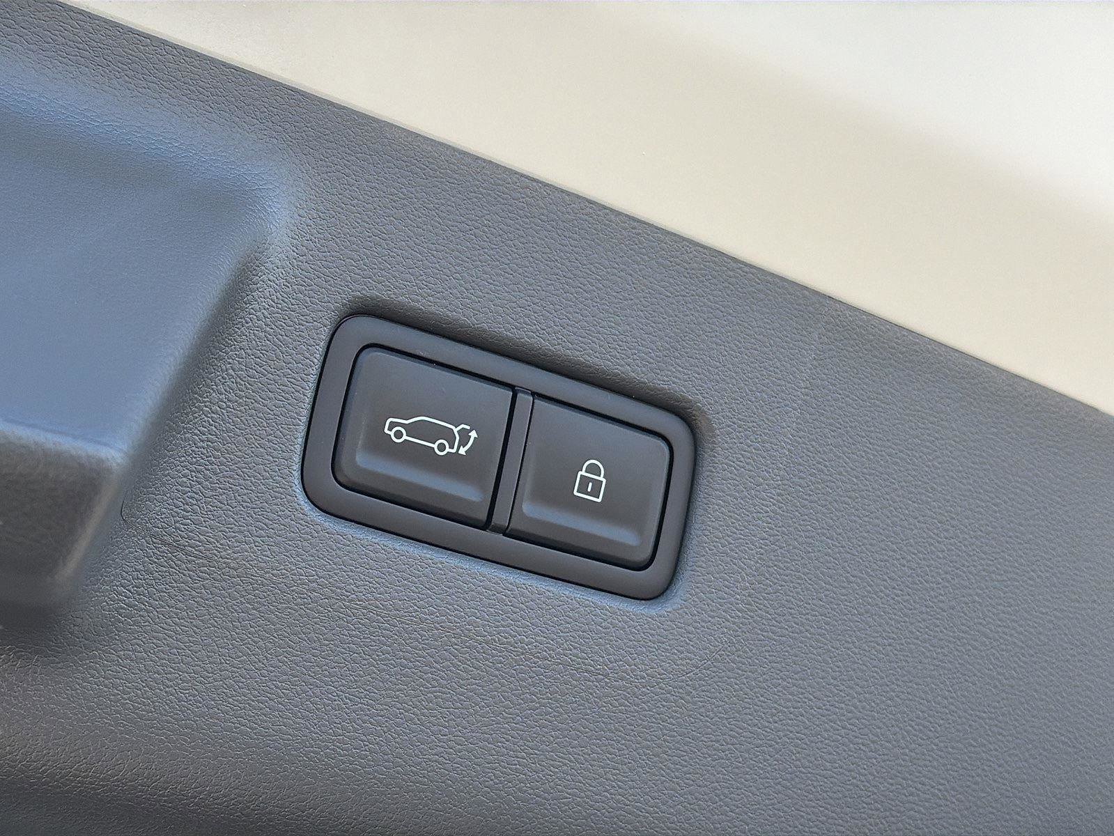 Certified 2026 Hyundai Santa Fe Limited image 29