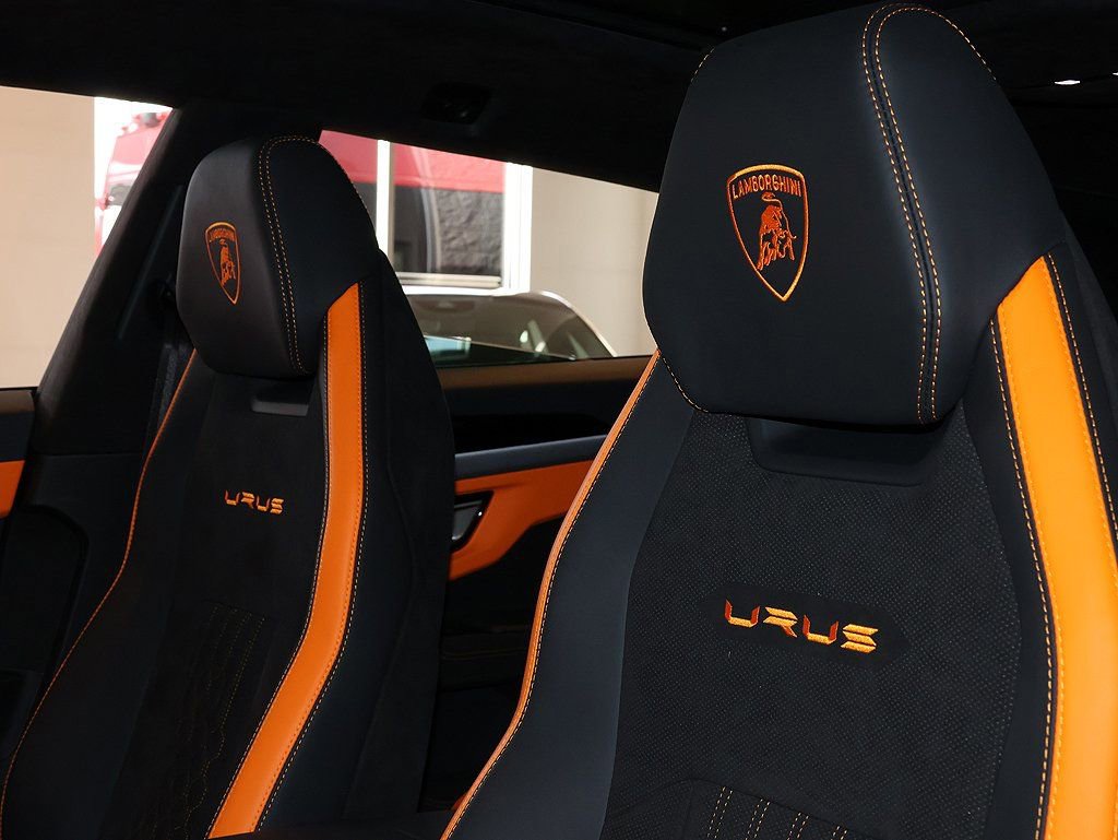 Used 2023 Lamborghini Urus S image 40