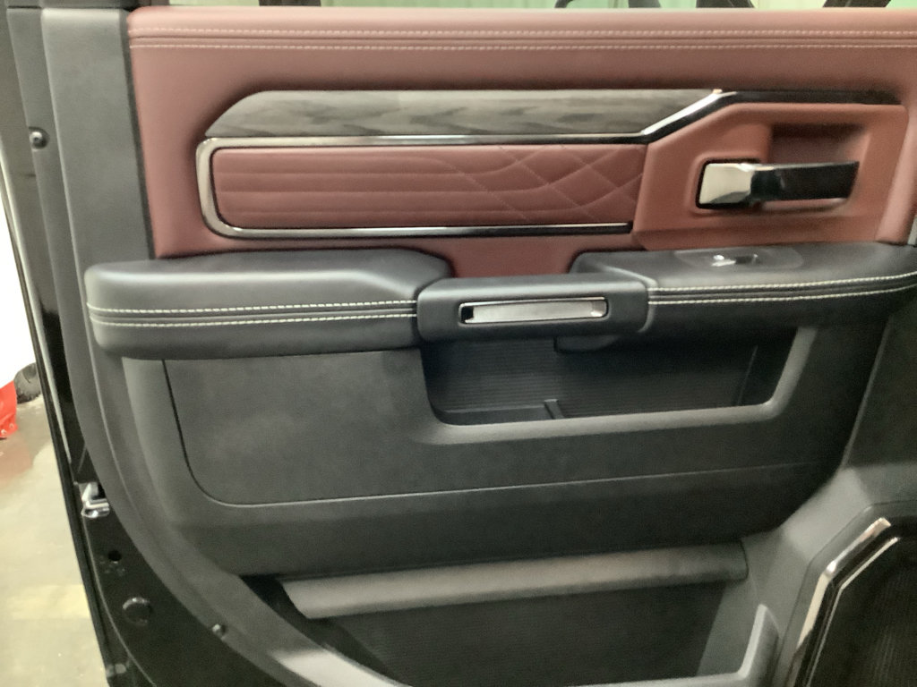 New 2026 RAM 3500 Limited AWD/4WD image 23