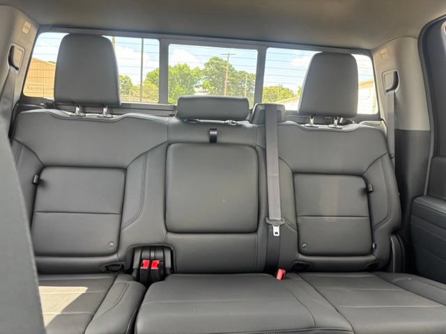 New 2026 Chevrolet Silverado 2500 LT w/ Z71 Chrome Sport Edition AWD/4WD image 15