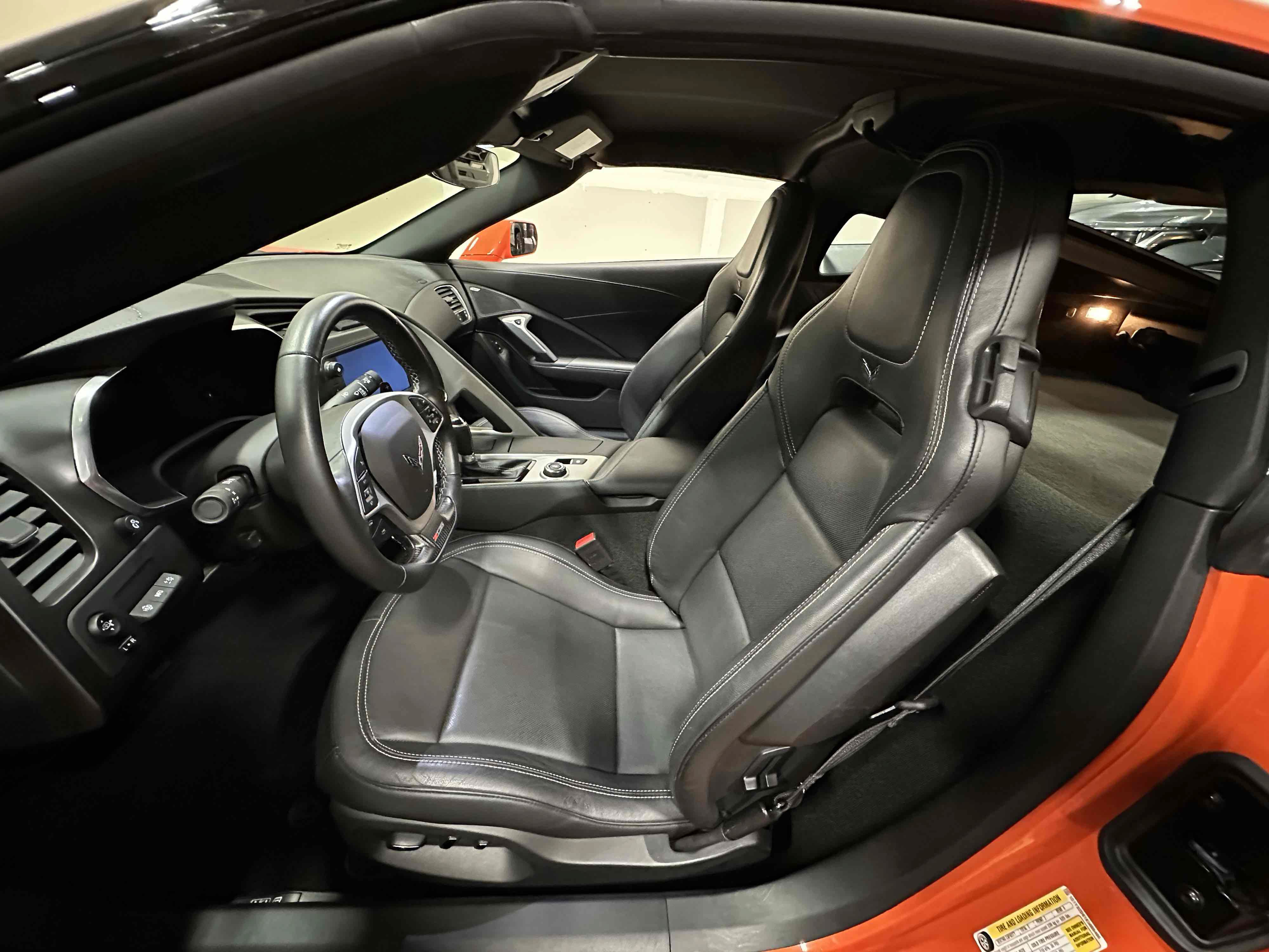 Used 2019 Chevrolet Corvette Z06 RWD image 9