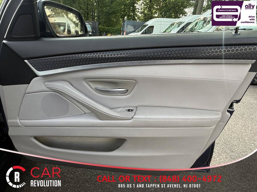 Used 2013 BMW 535i xDrive Sedan AWD/4WD image 38