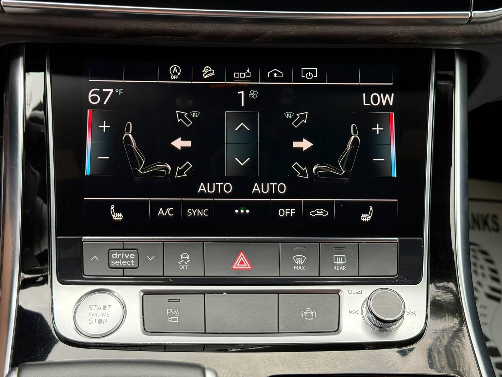 Used 2020 Audi Q8 Premium w/ Black Optic Package AWD/4WD image 23