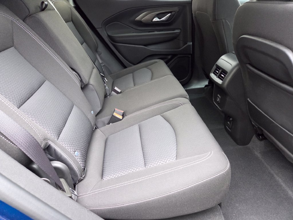 Used 2023 GMC Terrain SLE w/ Driver Convenience Package AWD/4WD image 27