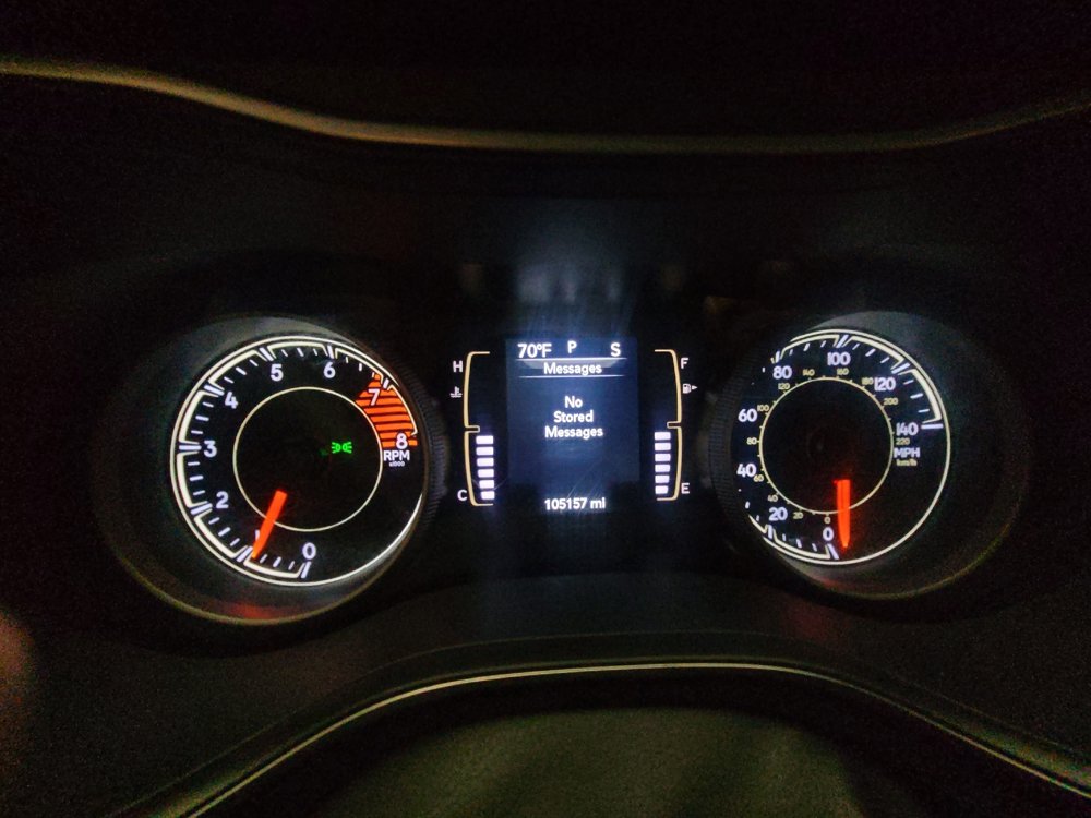 Used 2019 Jeep Cherokee Latitude Plus AWD/4WD image 23