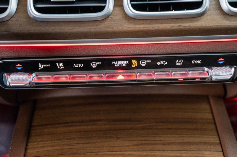 Certified 2026 Mercedes-Benz GLS 450 4MATIC image 34
