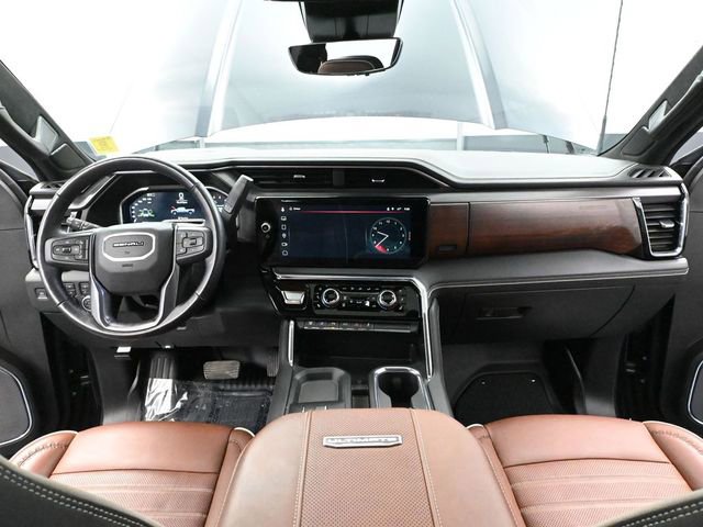 Used 2024 GMC Sierra 3500 Denali Ultimate image 33