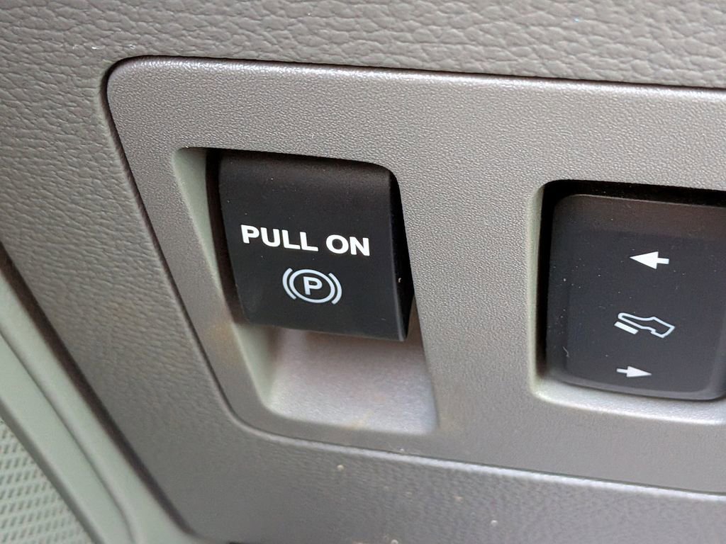 Used 2018 Ford F150 XLT w/ Equipment Group 301A Mid image 32