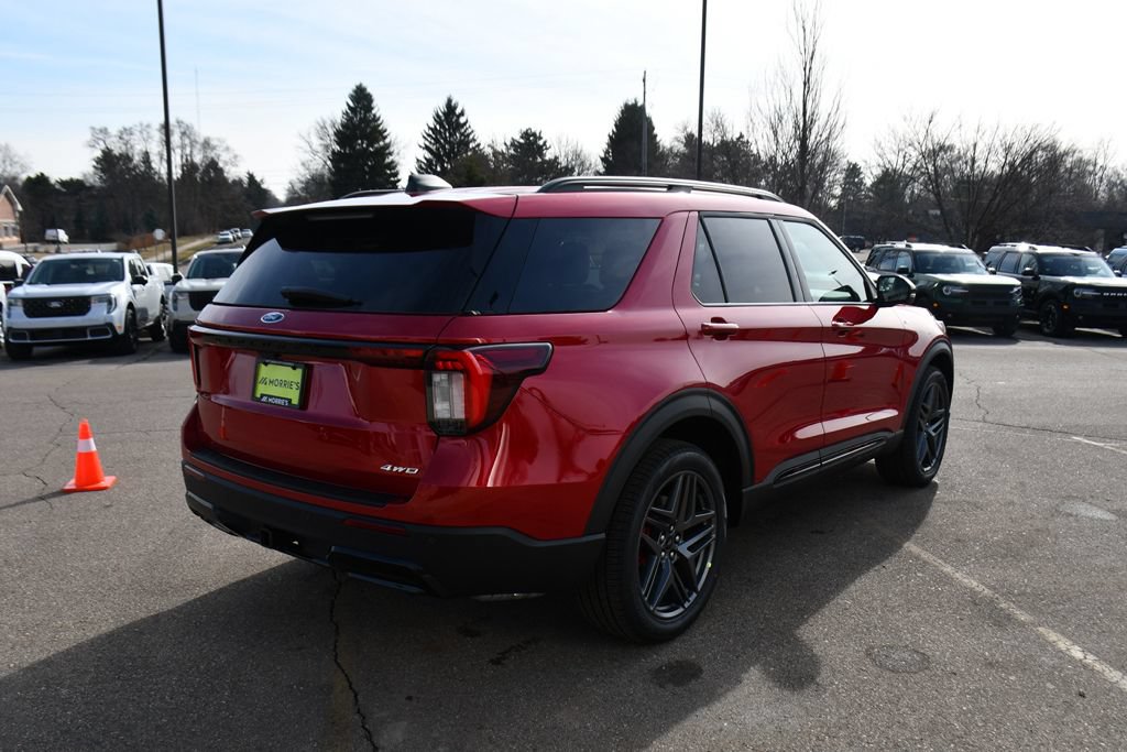 New 2026 Ford Explorer ST-Line w/ ST-Line Street Pack AWD/4WD image 6