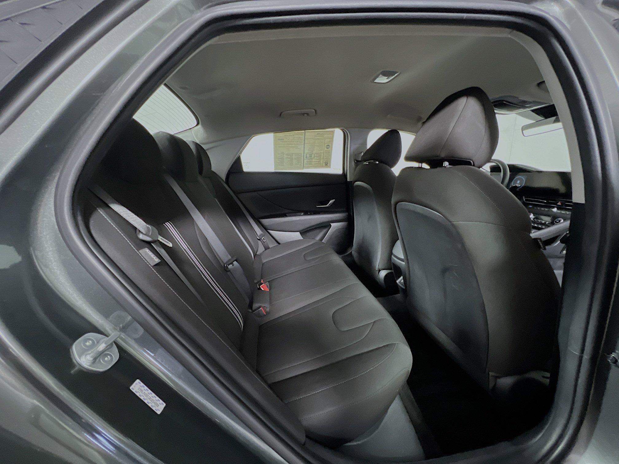 Used 2024 Hyundai Elantra SEL image 33