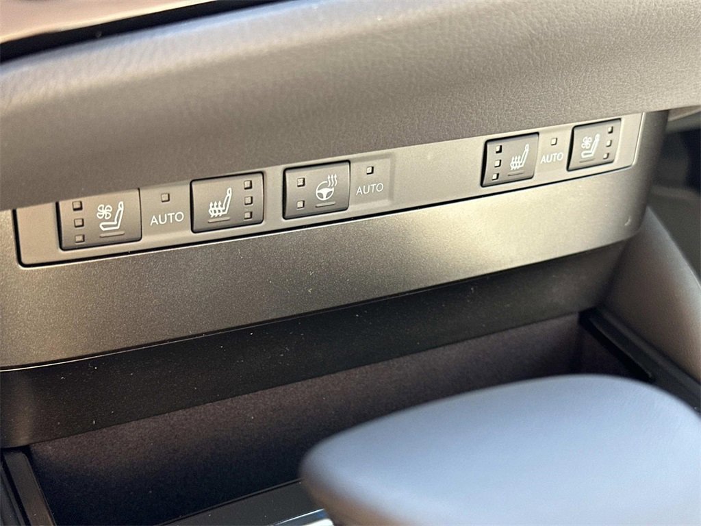New 2025 Lexus ES 350 w/ Premium Package image 23