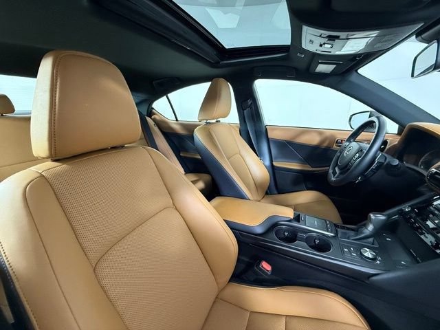 Used 2025 Lexus IS 350 F Sport w/ Accessory Package RWD image 31