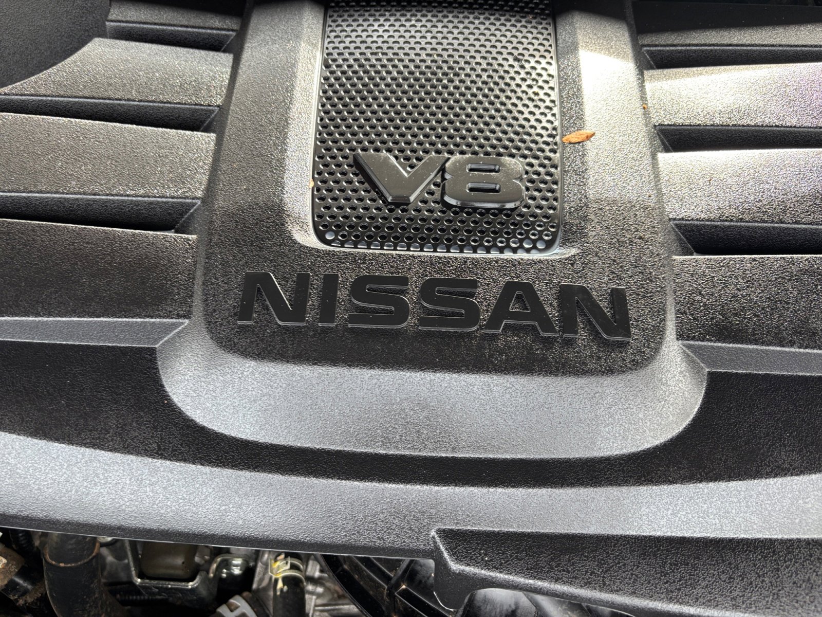 Used 2022 Nissan Titan PRO-4X w/ Pro-4x Convenience Package image 22