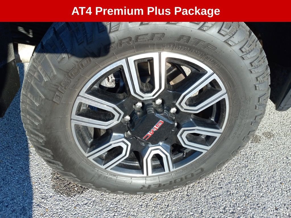 Used 2022 GMC Sierra 2500 AT4 w/ AT4 Premium Plus Package image 4