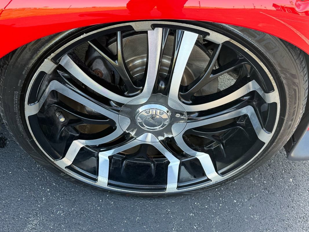 Used 2016 Dodge Challenger R/T Scat Pack image 21