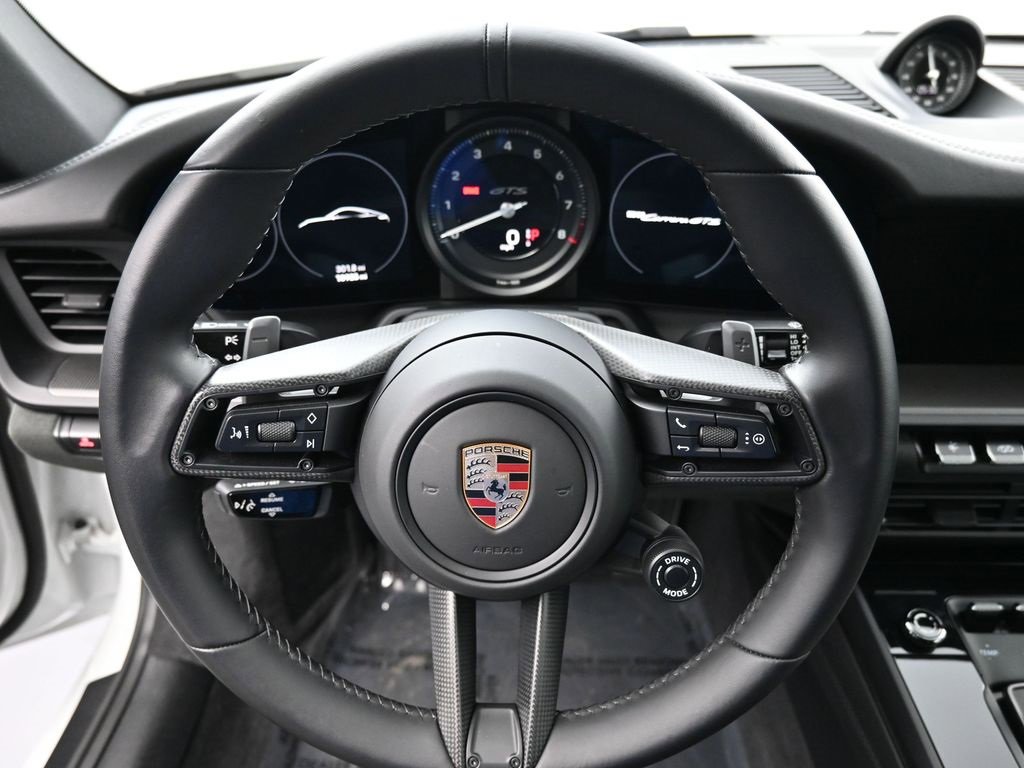 Used 2024 Porsche 911 Carrera GTS image 9