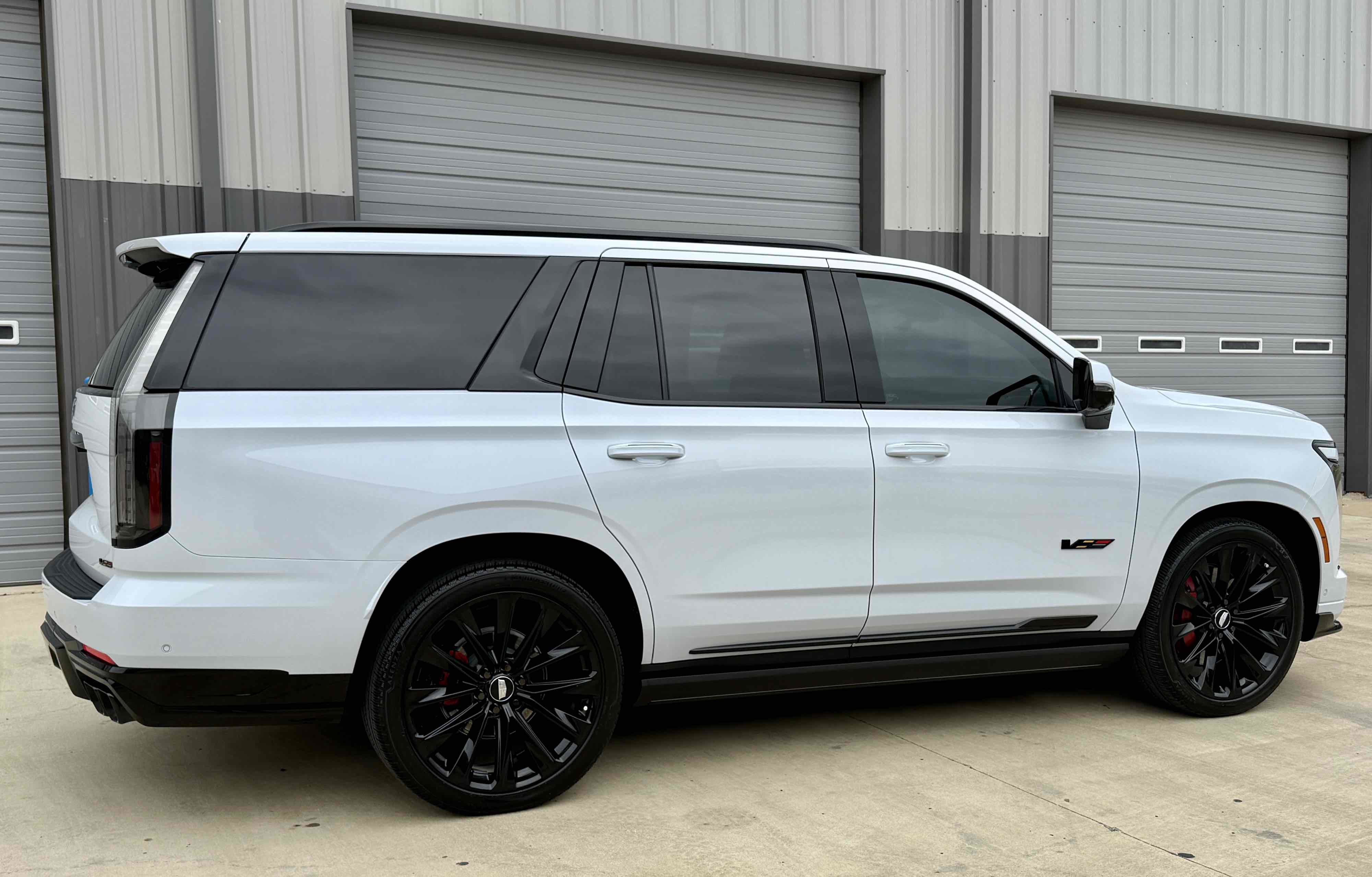 Used 2026 Cadillac Escalade V w/ LPO, ONYX Package AWD/4WD image 17