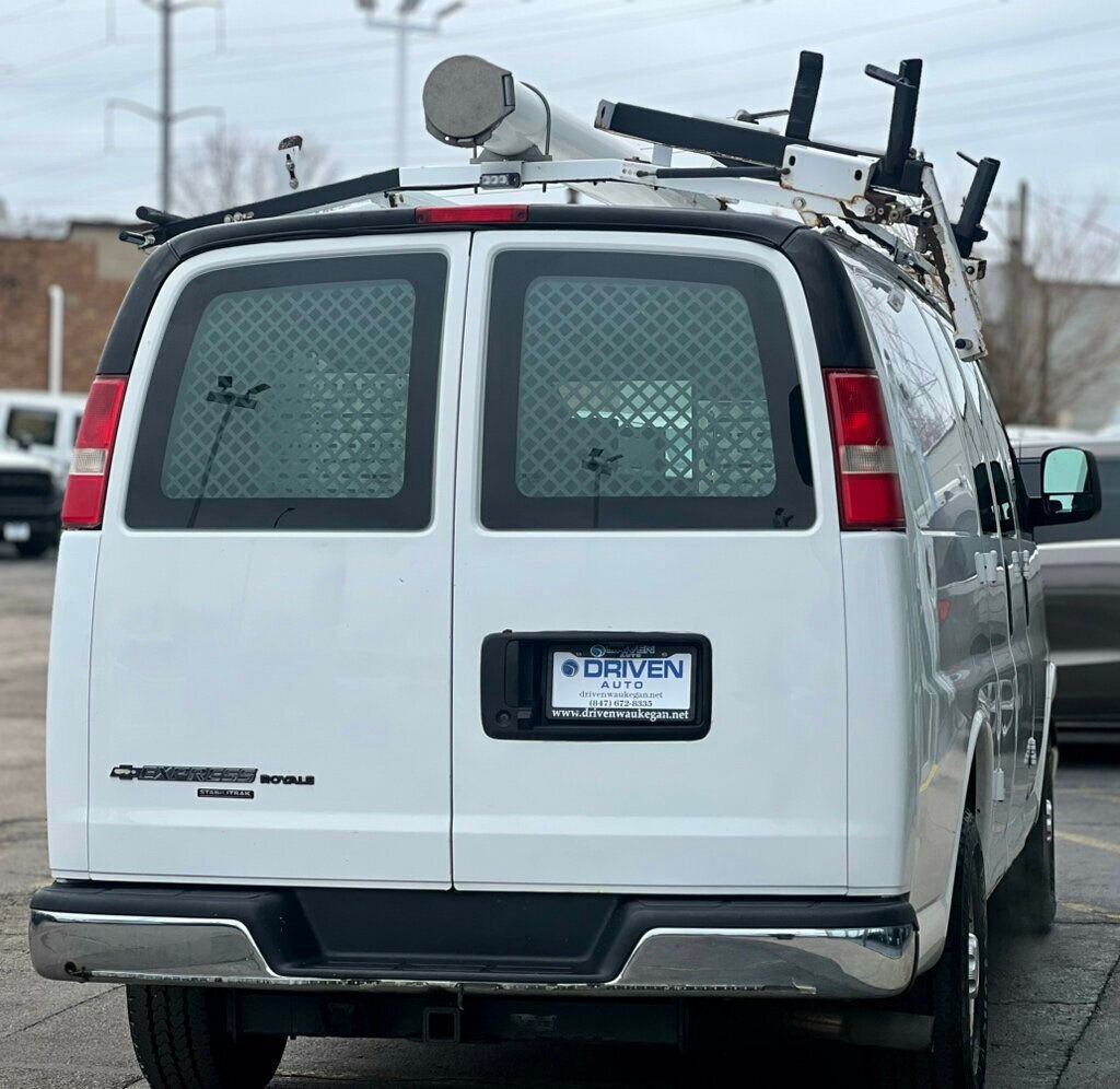 Used 2014 Chevrolet Express 2500 image 5