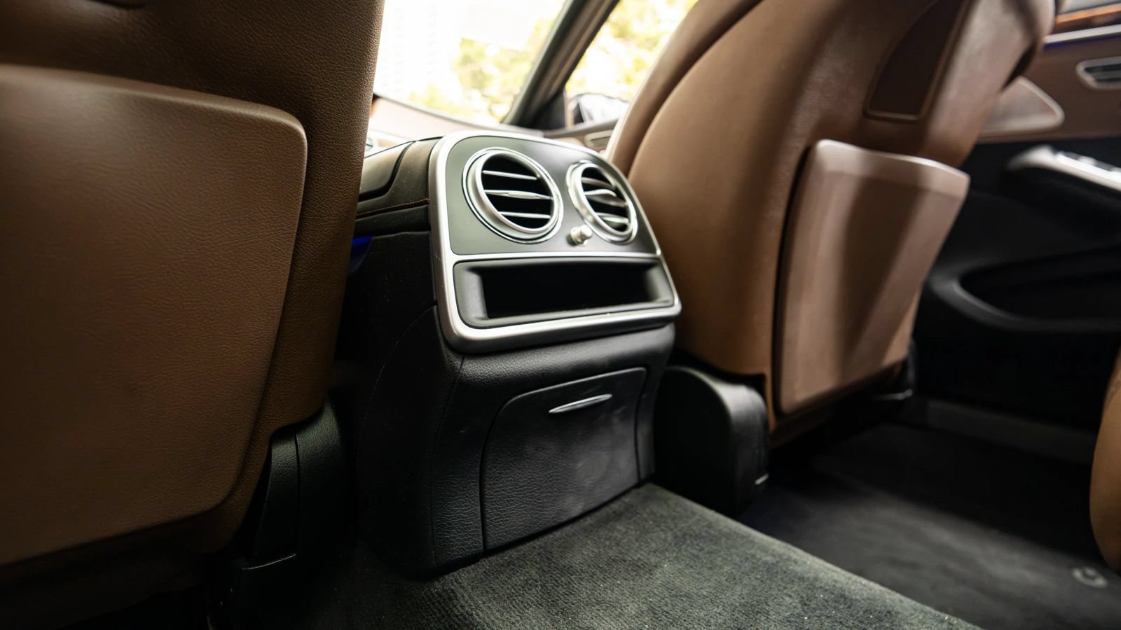 Used 2015 Mercedes-Benz S 550 4MATIC Sedan image 29