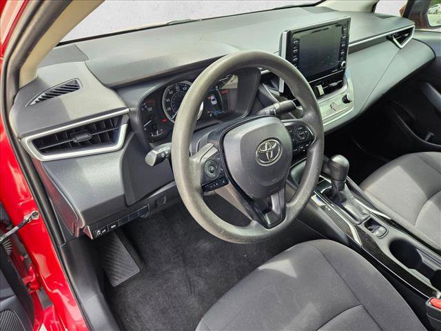 Used 2021 Toyota Corolla LE FWD image 10