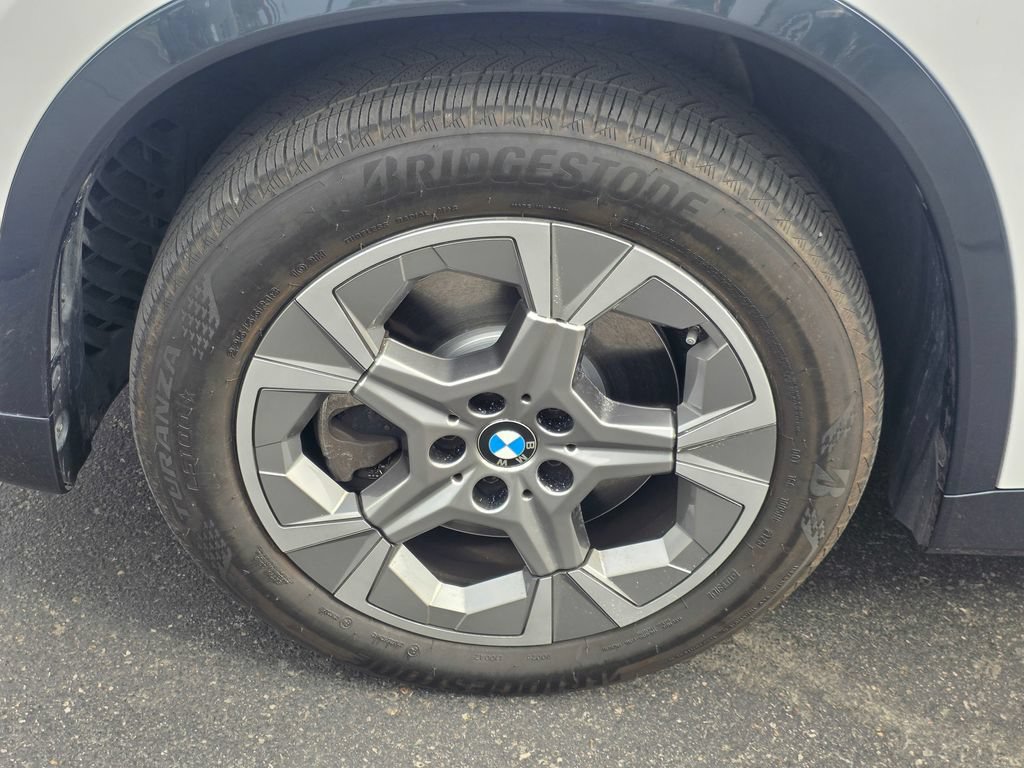 Used 2023 BMW X1 xDrive28i w/ Convenience Package AWD/4WD image 9