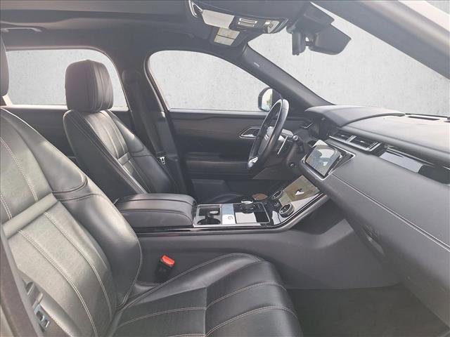 Used 2018 Land Rover Range Rover Velar R-Dynamic HSE image 18