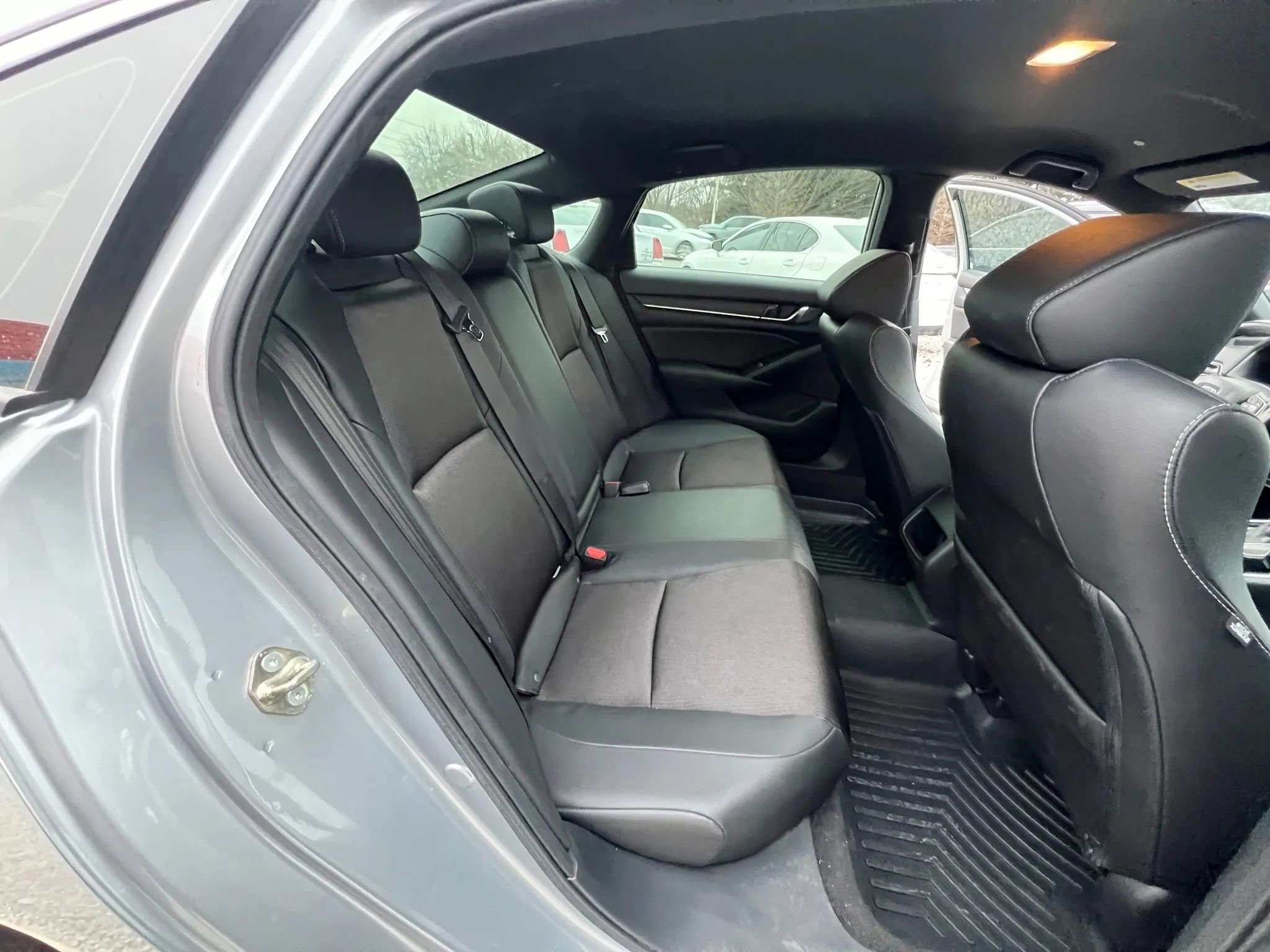 Used 2020 Honda Accord Sport image 10