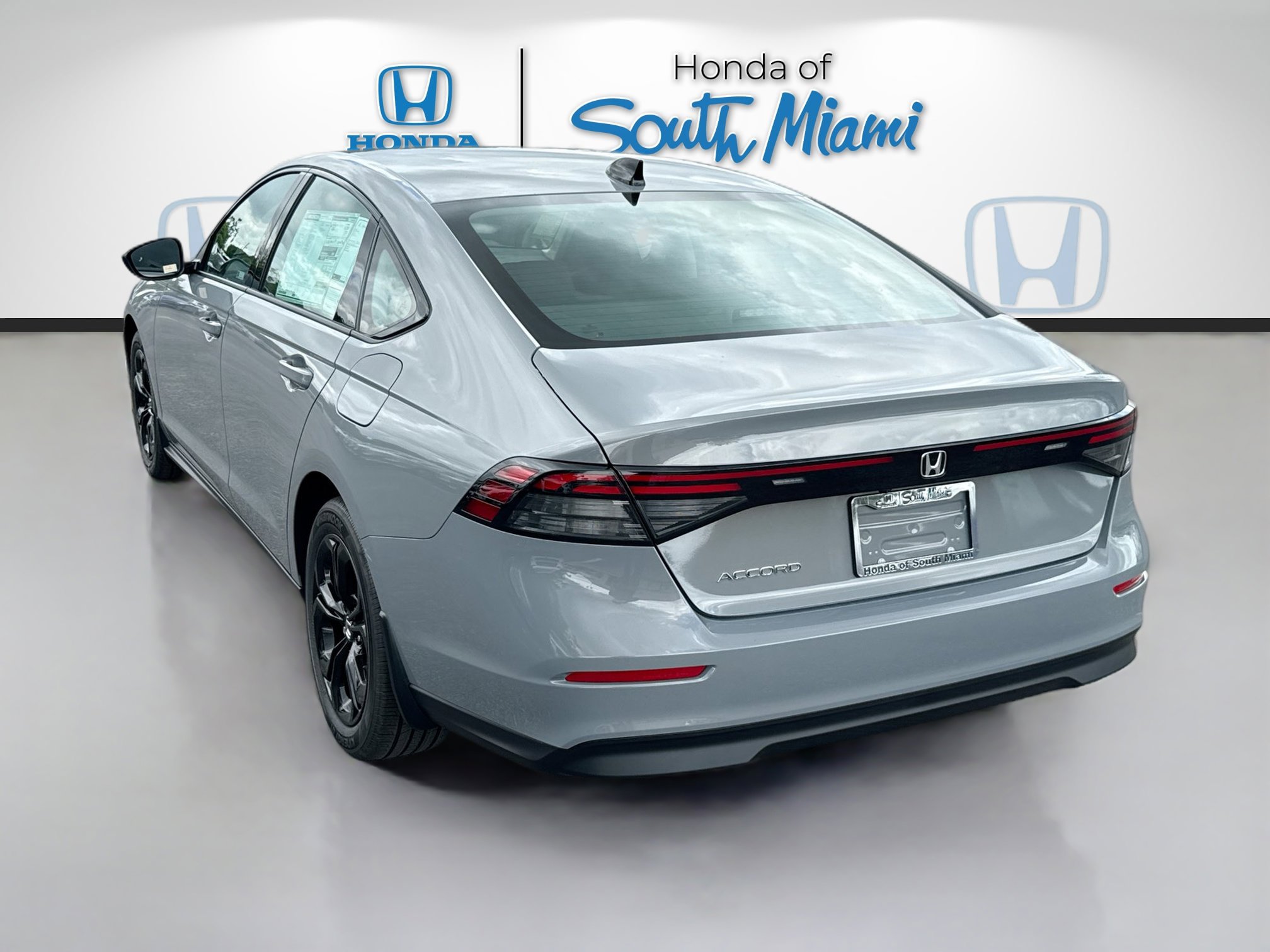 New 2025 Honda Accord SE image 4