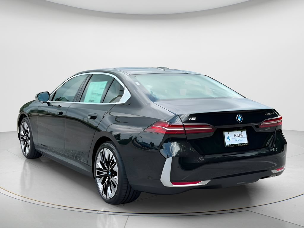 New 2027 BMW i5 eDrive40 w/ Premium Package RWD image 7